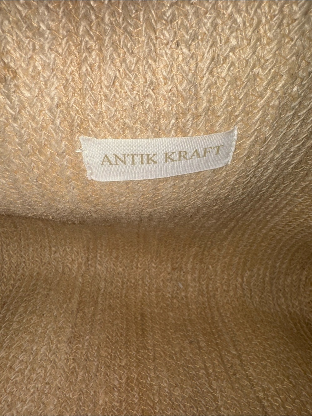 NWT Antik Kraft Embroidered Floral Straw Tote Bag in Natural w/Pink & Orange - Picture 5 of 6